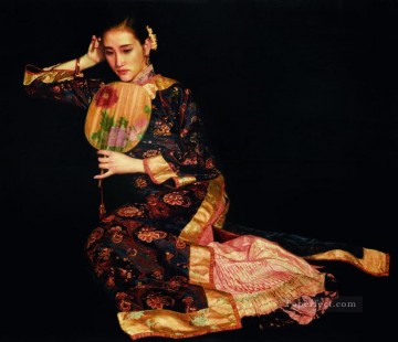 Chinese Girls Painting - Poppies 1991 Chinese Chen Yifei Girl